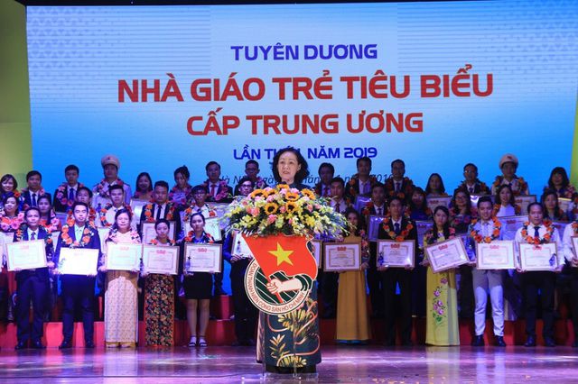 75 nhà giáo trẻ tiêu biểu nhận giải thưởng của Trung ương Đoàn