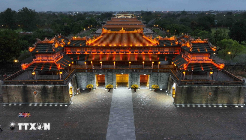 Ba điểm đến trăng mật lãng mạn, tuyệt vời hàng đầu thế giới của Việt Nam