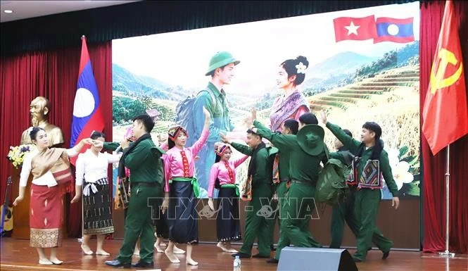 Sôi nổi Cuộc thi Sứ giả tiếng Việt tương lai lần thứ hai tại Lào