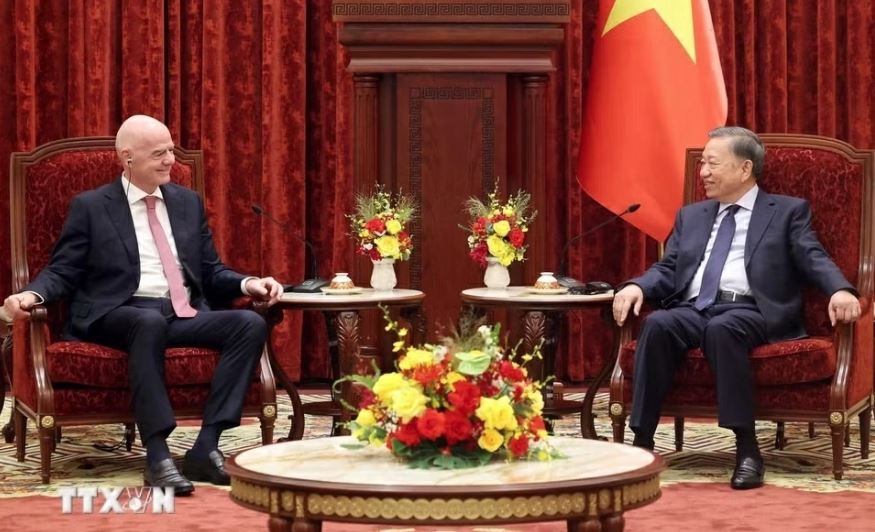 Tổng Bí thư, Chủ tịch nước Tô Lâm tiếp Chủ tịch Liên đoàn bóng đá thế giới