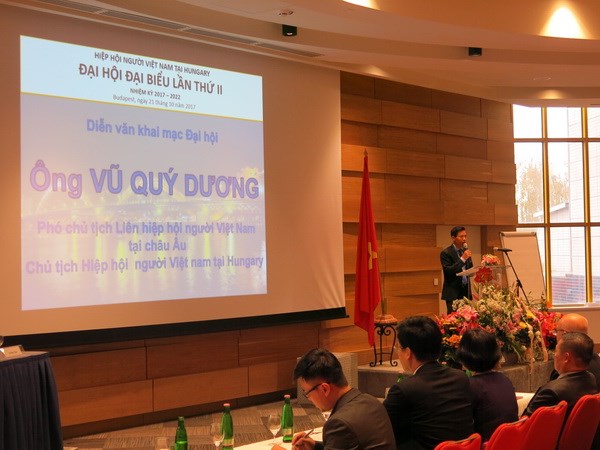 Đại hội lần thứ hai Hiệp hội người Việt Nam tại Hungary