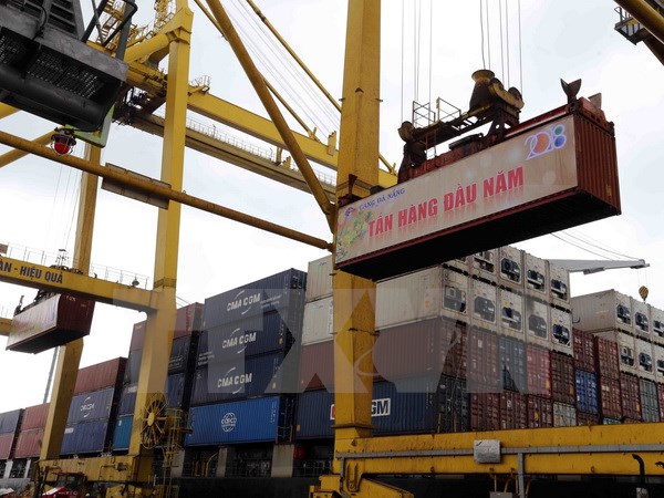 Cảng Đà Nẵng đón tấn hàng đầu tiên của Năm mới 2018