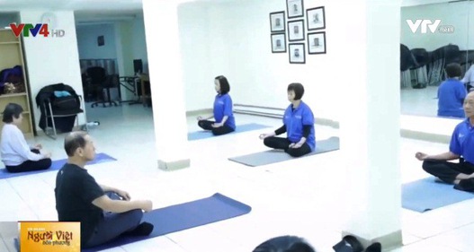 Lớp học Yoga cho người Việt lớn tuổi tại Canada
