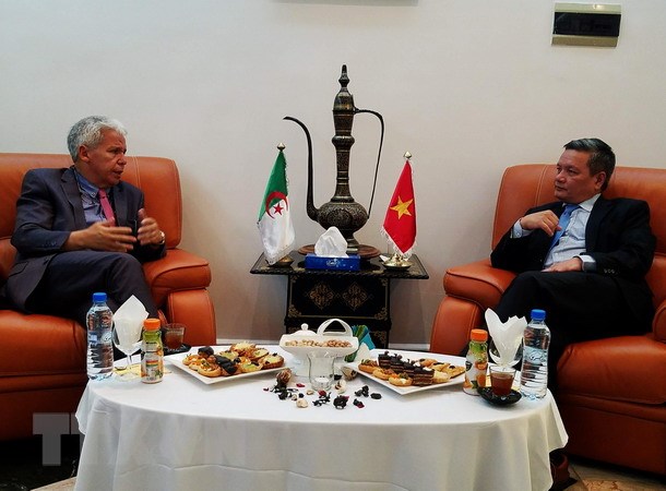 Việt Nam xúc tiến đầu tư và hợp tác thương mại tại Algeria