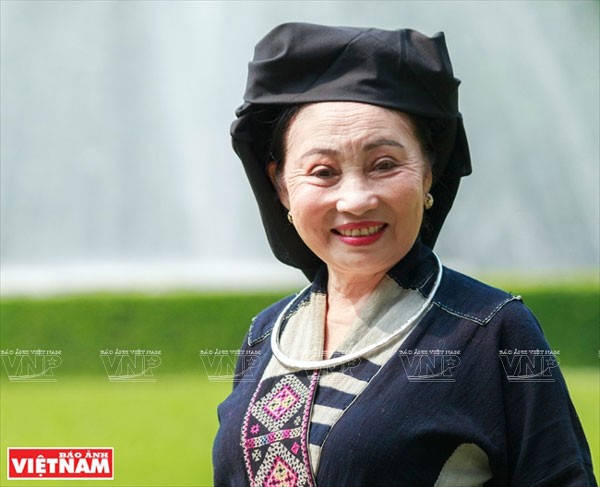 Cao Minh Hiền - nữ nghệ sĩ gìn giữ tiếng hát ru bằng 5 ngôn ngữ