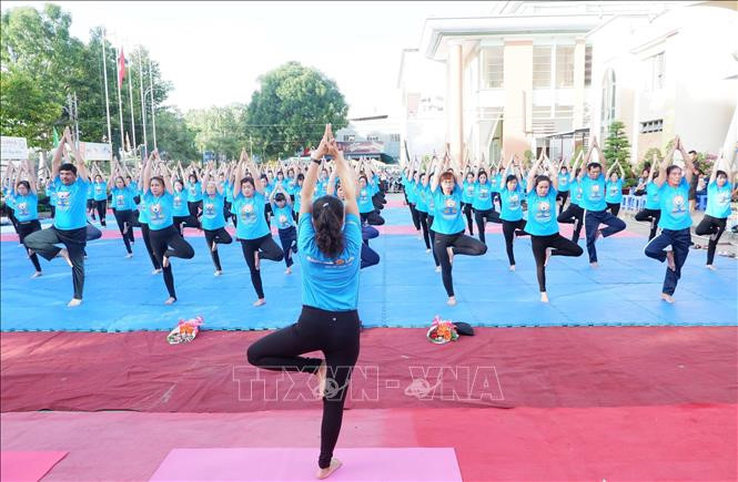 Ngày Quốc tế Yoga lần thứ 5 năm 2019 ở Việt Nam, có chủ đề 'Yoga cho cuộc sống xanh'