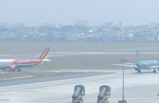 Nhiều chuyến bay từ Việt Nam sang Hong Kong (Trung Quốc) tiếp tục bị hủy