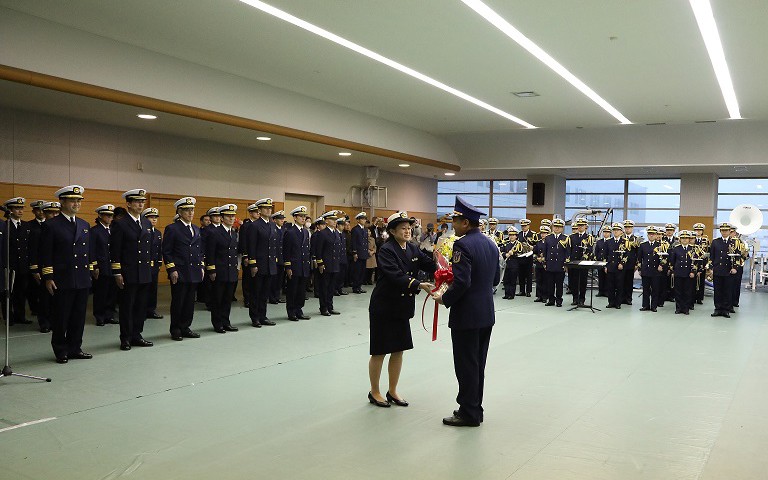 Tàu Cảnh sát biển 8002 của Việt Nam cập cảng Yokohama Nhật Bản