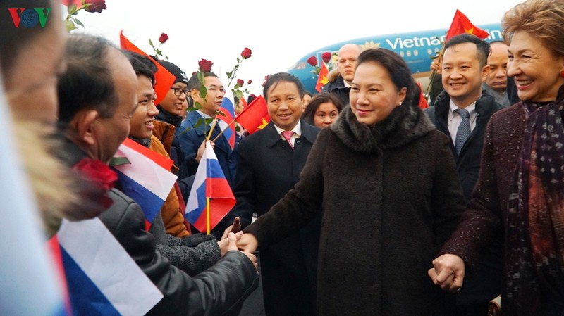 Chủ tịch Quốc hội Nguyễn Thị Kim Ngân gặp gỡ cộng đồng người Việt tại Liên bang Nga