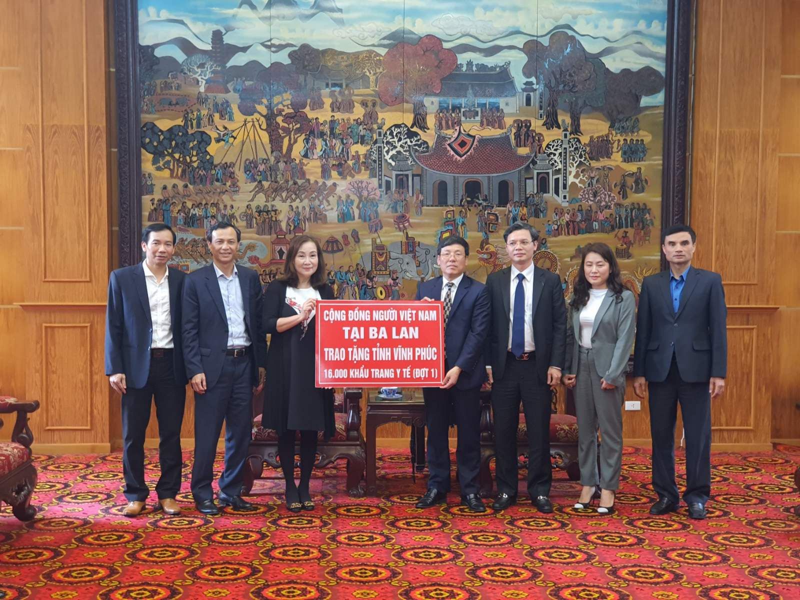 Người Việt tại Ba Lan quyên góp hỗ trợ vùng dịch Covid-19 tại Việt Nam