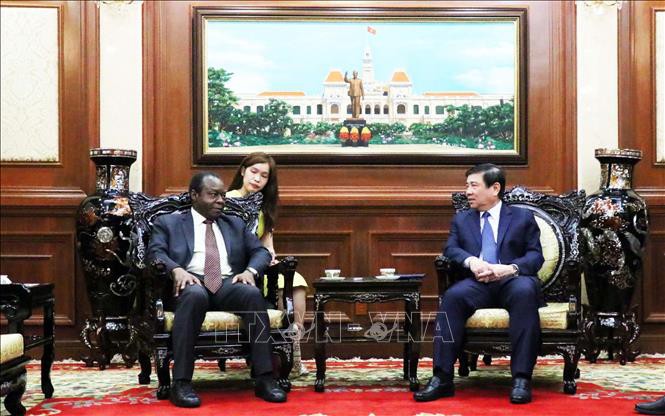 Thành phố Hồ Chí Minh sẵn sàng đẩy mạnh hợp tác với Angola và Armenia