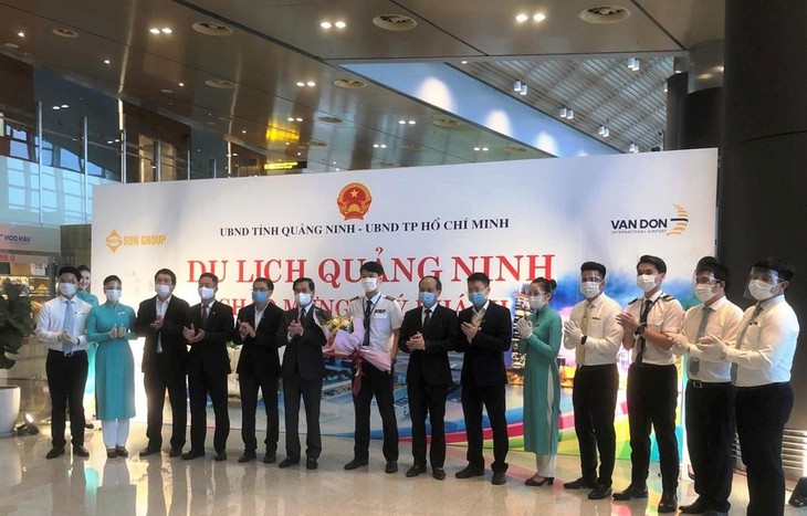 Vietnam Airlines chính thức khôi phục đường bay giữa thành phố Hồ Chí Minh và Vân Đồn
