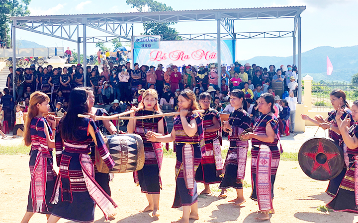 Giữ gìn di sản cồng chiêng Tây Nguyên