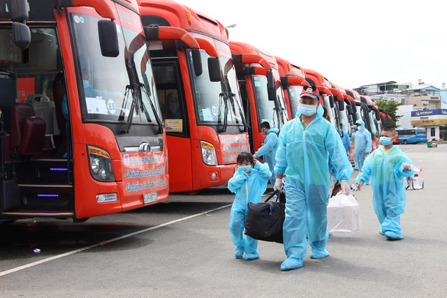 Bộ Giao thông vận tải nới lỏng vận tải hành khách, không bắt buộc tiêm vaccine