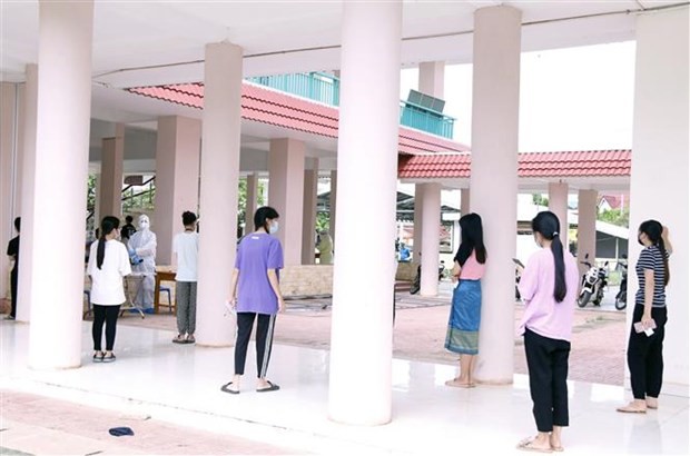 Người Việt tại Lào chia sẻ khó khăn, giúp nhau vượt qua đại dịch