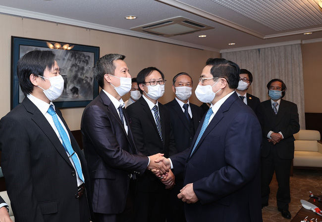 Thủ tướng gặp gỡ đại diện trí thức người Việt Nam tại Nhật Bản