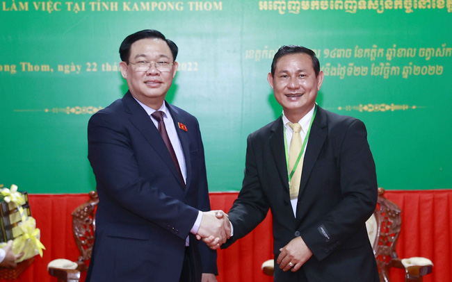 Đảm bảo sinh kế cho người gốc Việt tại Campuchia