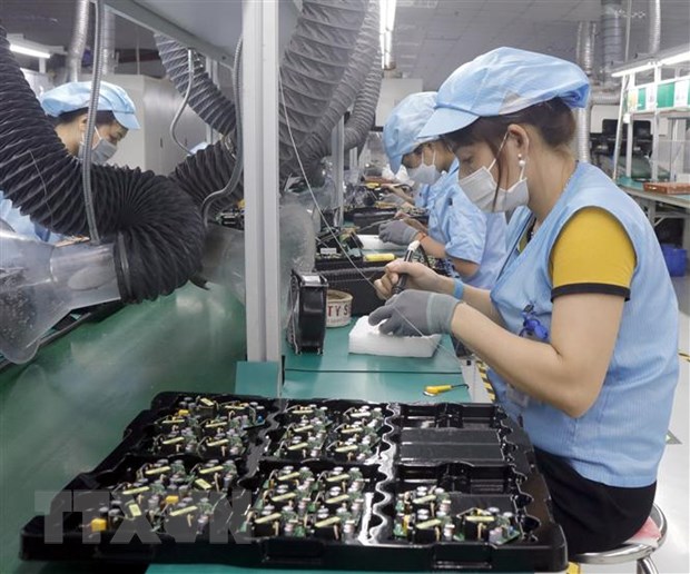 DBS: Việt Nam tiếp tục là điểm đến nổi bật của dòng FDI ngành sản xuất