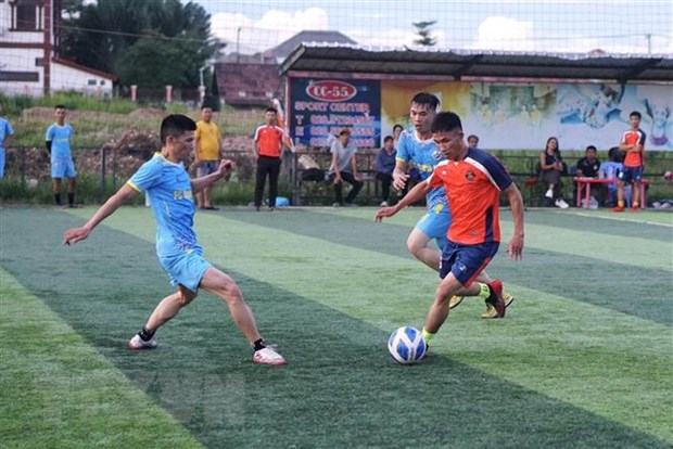 Giải Bóng đá Thanh niên Việt Nam tại Lào: Nâng cao tinh thần đoàn kết