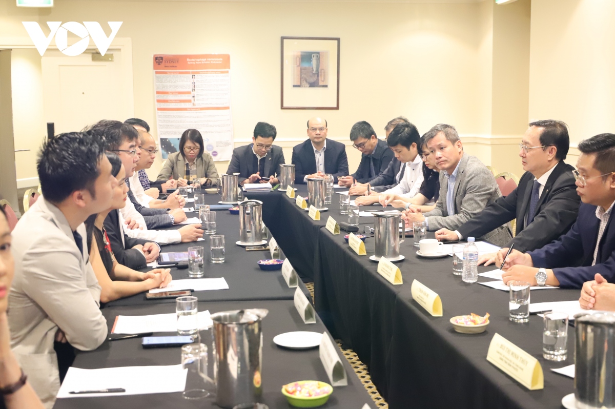 Bộ trưởng KHCN gặp mặt Hội Trí thức và Chuyên gia Việt Nam tại Australia