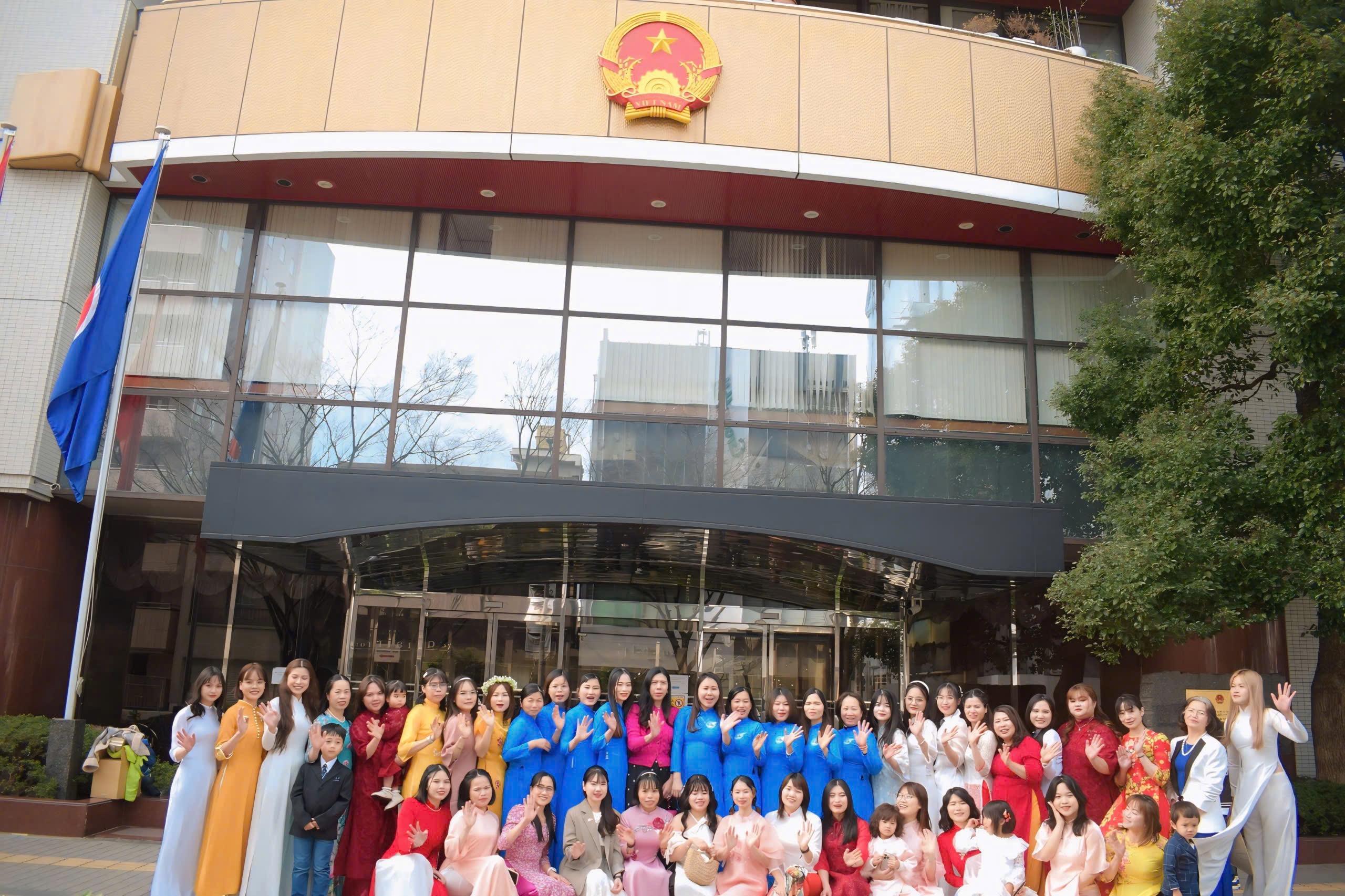 Cộng đồng người Việt Nam tại Osaka (Nhật Bản) chào mừng ngày quốc tế phụ nữ 8/3