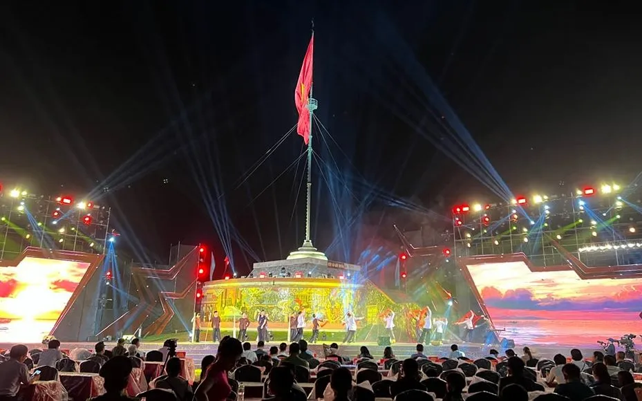 TRỰC TIẾP: Đón xem Cầu truyền hình 'Vang mãi khúc khải hoàn' (20h10, VTV1)