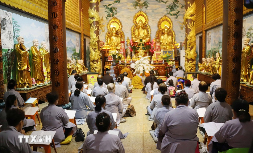 Chùa Phật Tích - Hồn Việt giữa lòng thủ đô Vientiane của Lào