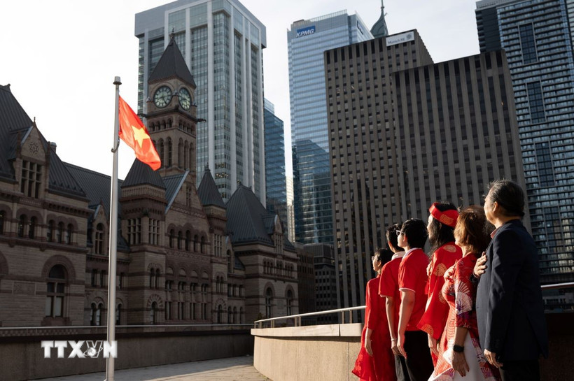 Người Việt tại Canada lan tỏa niềm tự hào và tinh thần đoàn kết hướng về Tổ quốc