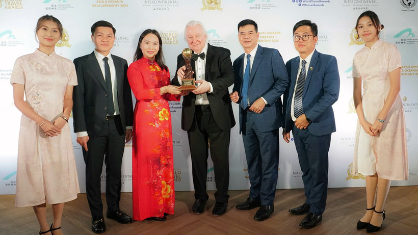 Cao nguyên đá Đồng Văn là 'Điểm đến văn hóa khu vực hàng đầu châu Á năm 2025'