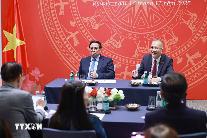 Thủ tướng Phạm Minh Chính và Phu nhân gặp gỡ cộng đồng người Việt tại Kuwait