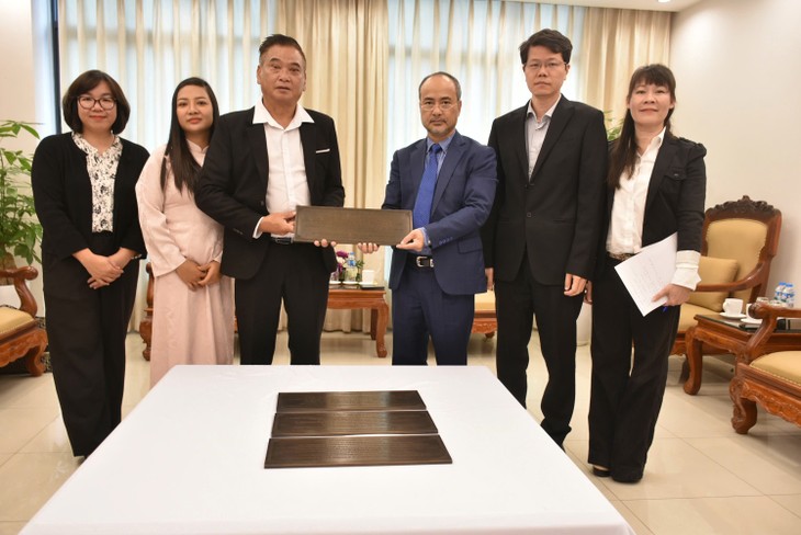 Tăng cường gắn kết cộng đồng người Việt Nam tại Vanuatu với quê hương