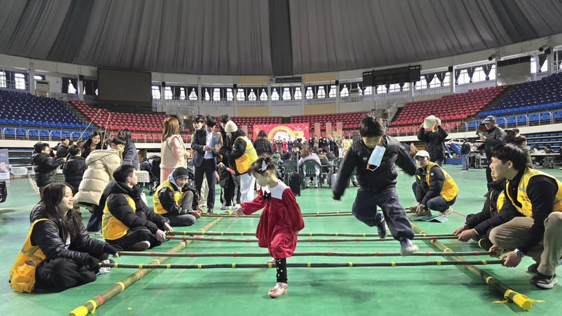 Lan tỏa nét đẹp văn hóa Việt tại Hàn Quốc nhân dịp Tết cổ truyền