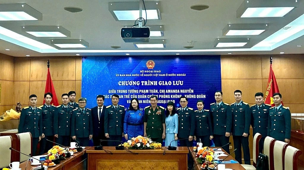 Nữ phi hành gia Amanda Nguyễn truyền cảm hứng 'chinh phục bầu trời' tại quê hương