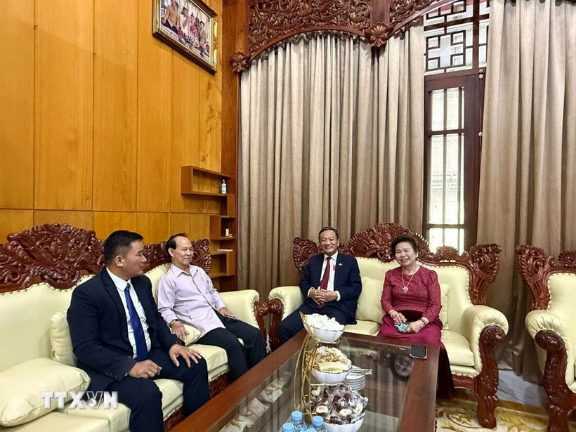 Kết nối cộng đồng, 'truyền lửa' cho thế hệ trẻ kiều bào tại Lào