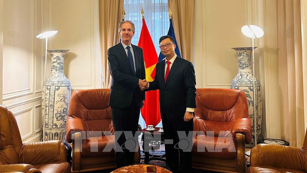 Tạo hướng đột phá mới cho hợp tác kinh tế Việt–Pháp