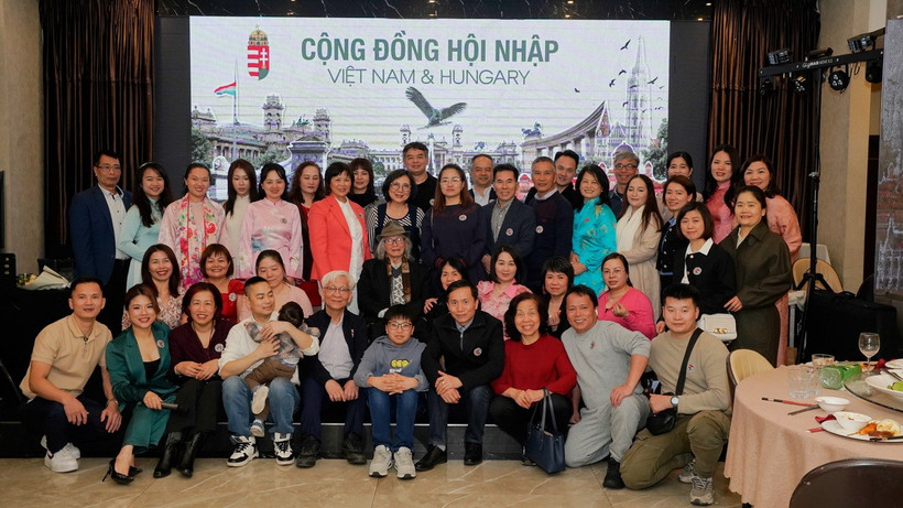 Cộng đồng Hội nhập- nét mới của người Việt tại Hungary