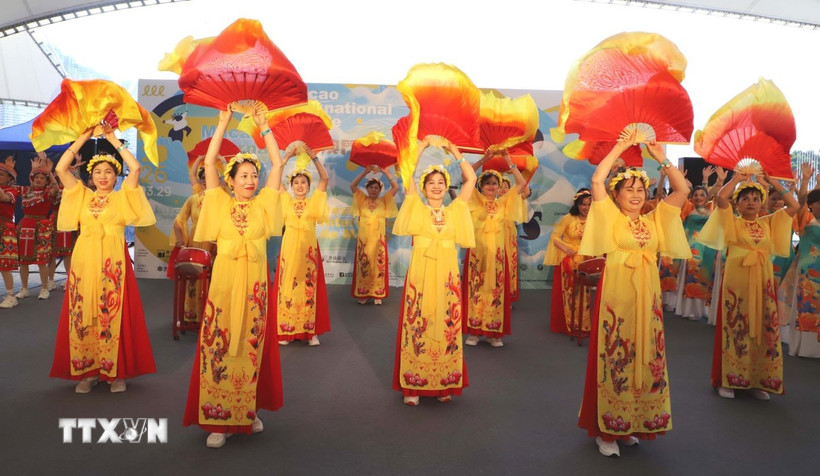 Việt Nam gây ấn tượng mạnh tại Carnival quốc tế Macau 2026