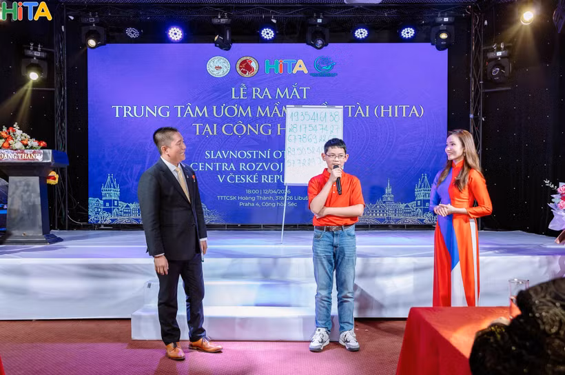 Trung tâm Ươm mầm Hiền tài tại Séc hướng tới phát triển thế hệ trẻ gốc Việt