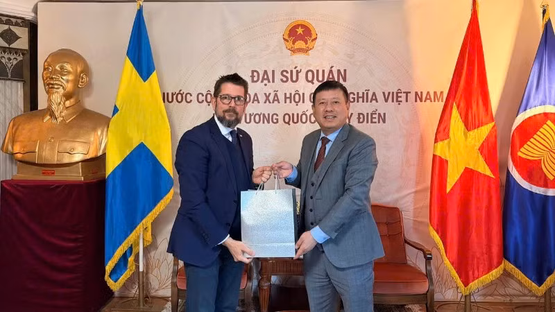 Thắt chặt tình hữu nghị Việt Nam-Cuba tại Thụy Điển