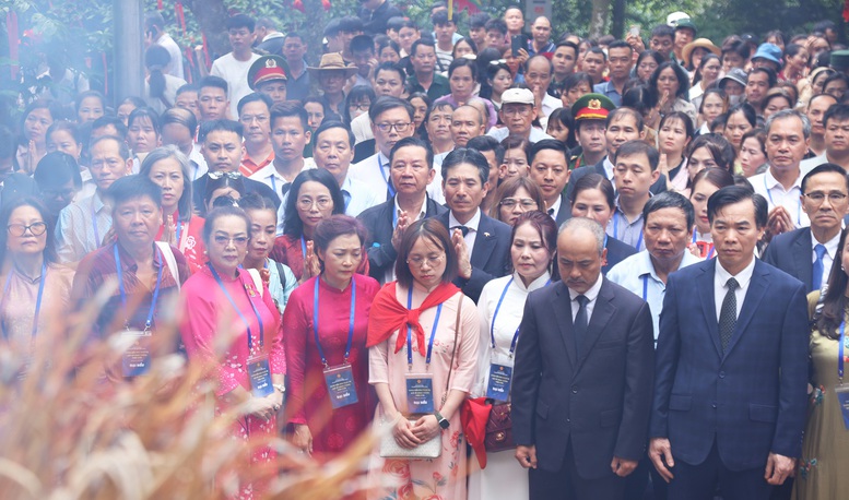 Kiều bào hướng về cội nguồn, bồi đắp sức mạnh đại đoàn kết dân tộc