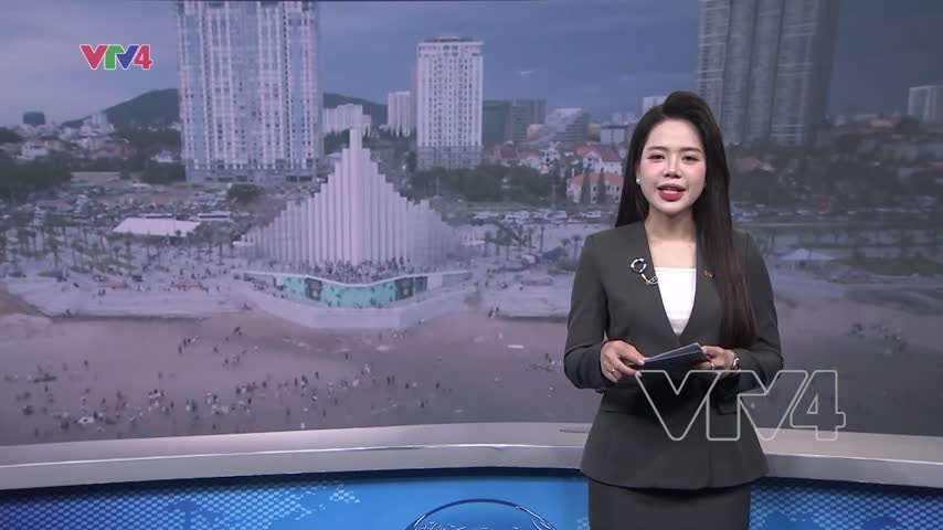  Thành phố Hồ Chí Minh tấp nập khách du lịch dịp nghỉ lễ