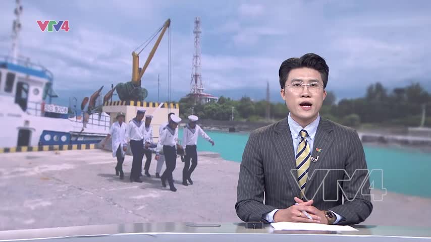 Những người lính mặc áo blouse trắng ở Trường Sa