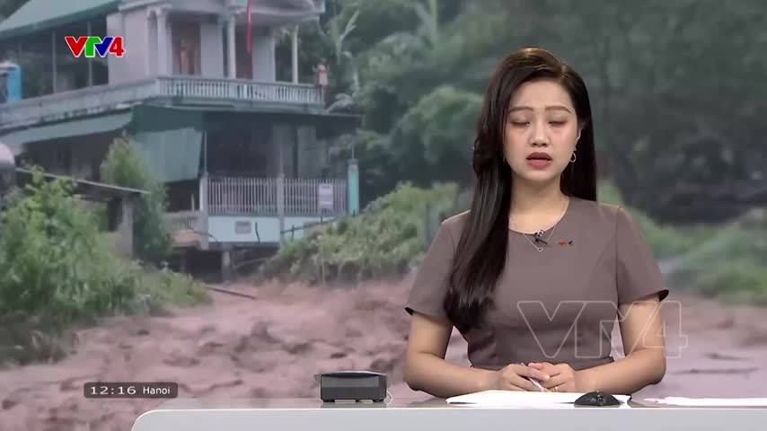 Nhiều khu vực bị chia cắt do mưa lớn