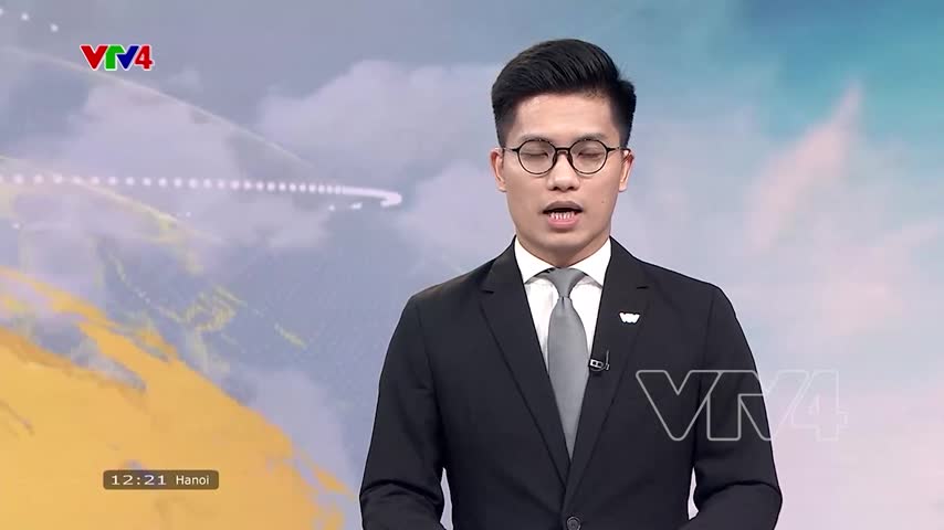 Hải quân đỡ đầu con ngư dân khó khăn