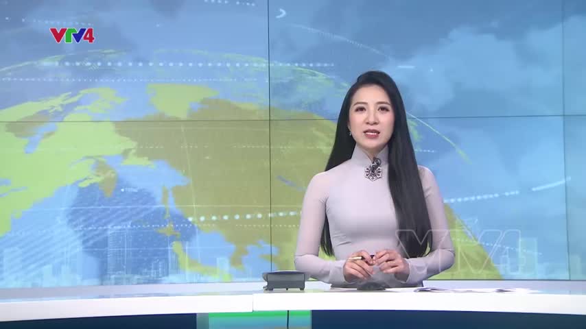 Tặng quà cho trẻ em nhân Tết Trung Thu