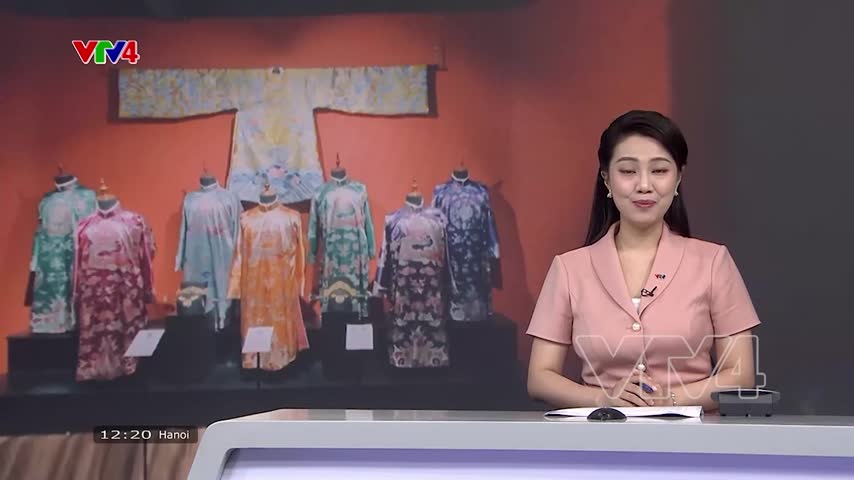 Những cô gái trẻ lan tỏa vẻ đẹp cổ phục Việt ở nước ngoài