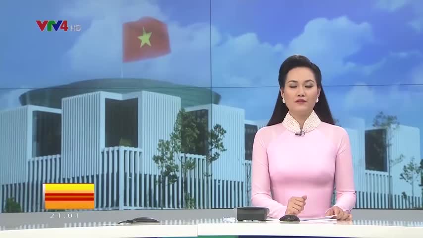 Bộ trưởng Bộ Giáo dục và Đào tạo trả lời chất vấn