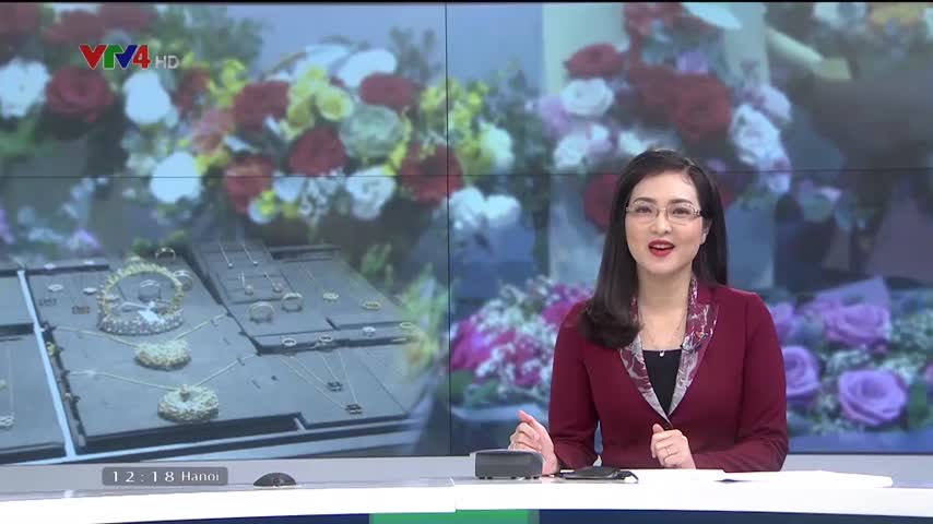 Đa dạng các mặt hàng quà tặng trong ngày 8-3