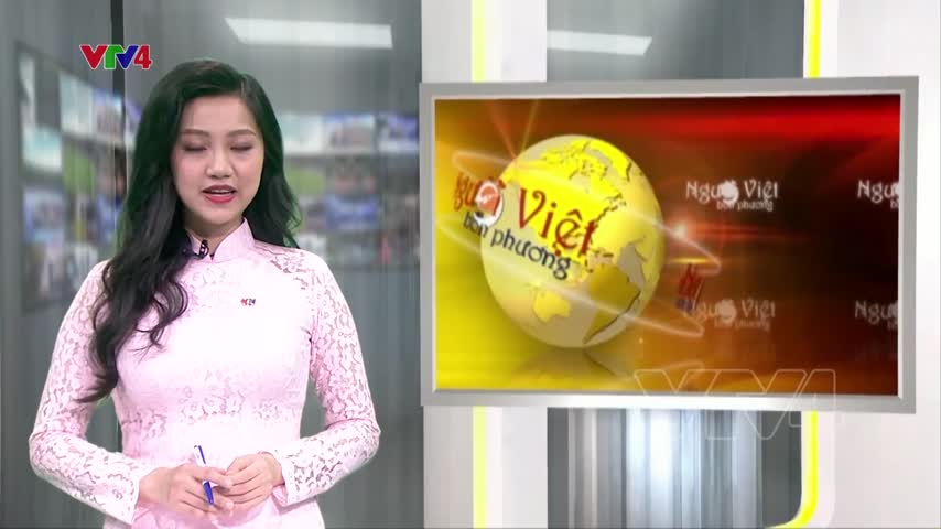 Đại sứ quán Việt Nam trao tặng khẩu trang y tế cho Đại sứ quán Lào tại Nga