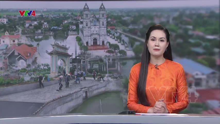 Đồng bào công giáo tình nguyện hiến đất làm đường nông thôn mới